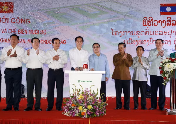 Thủ tướng phát lệnh khởi công dự án khai thác muối mỏ Kali tại Lào ảnh 1