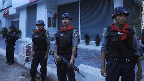 Myanmar bắt hơn 200 đối tượng buôn lậu ma túy với Thái Lan ảnh 1