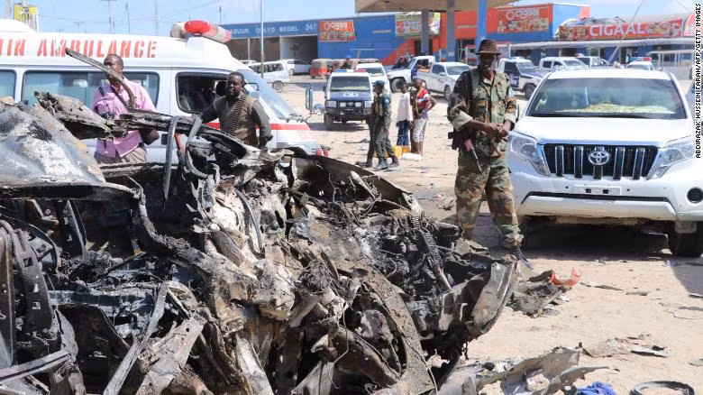 Somalia: Bom xe phát nổ gần Quốc hội Somalia ở thủ đô Mogadishu ảnh 1