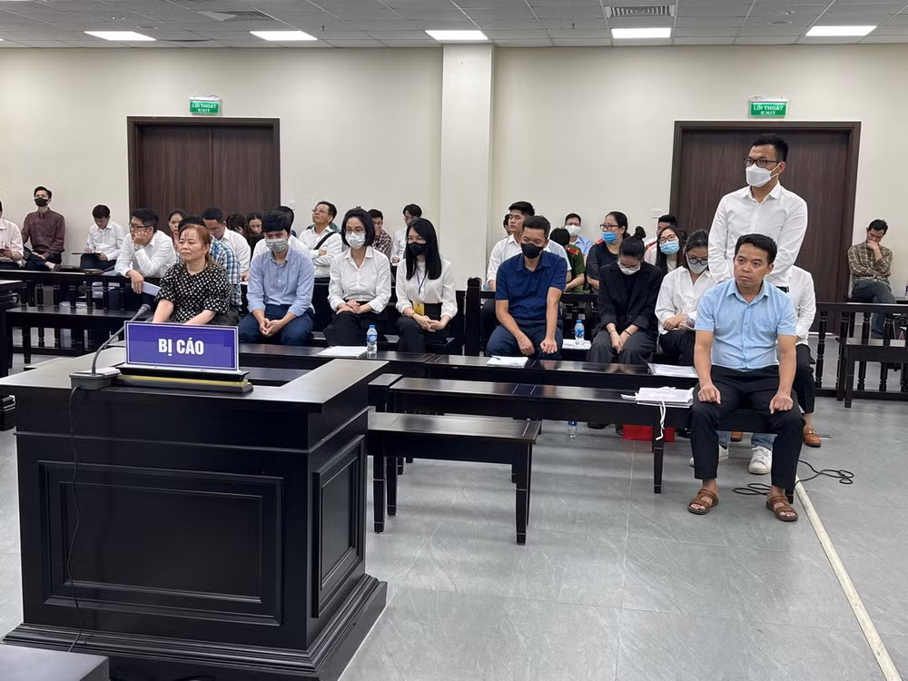 ttxvn_xet_xu_cuu_chu_tich_vimedimex_va_dong_pham_vi_pham_quy_dinh_dau_thau2.jpg