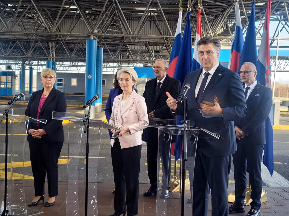 Lãnh đạo EU thăm Croatia đánh dấu sự kiện mở rộng Eurozone, Schengen ảnh 1