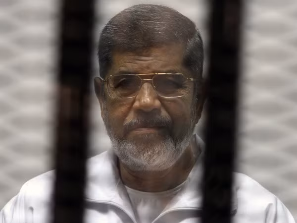 Ai Cập phạt tù 34 người ủng hộ Tổng thống bị phế truất Morsi ảnh 1