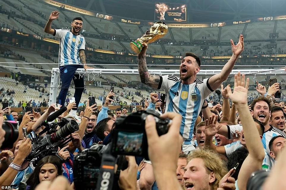 Lionel Messi làm điều chưa từng có trong lịch sử World Cup | Vietnam+ (VietnamPlus)