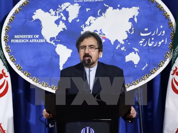 Iran triệu đại biện Anh tại Tehran để phản đối bình luận về Aleppo ảnh 1