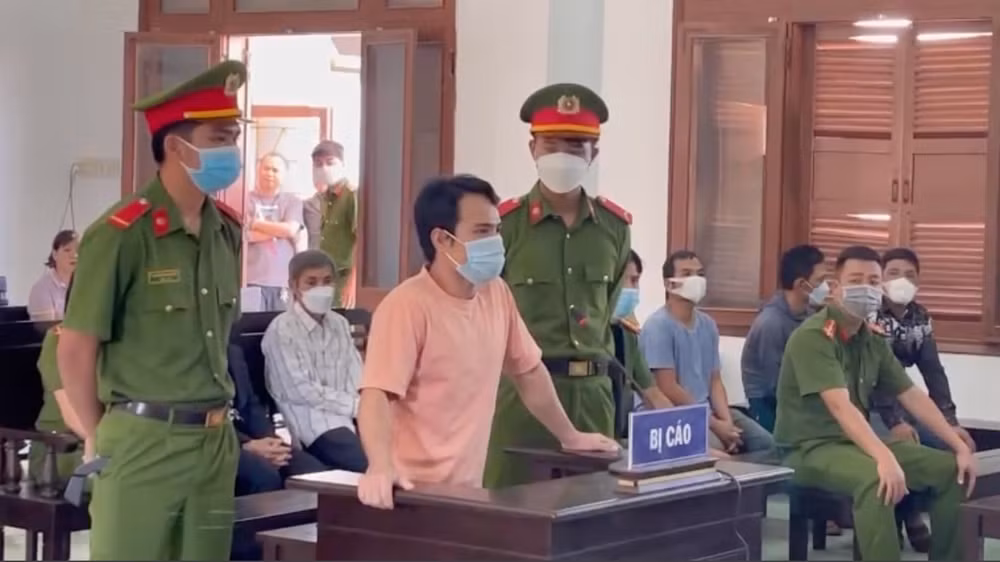 Phú Yên: Tuyên án tử hình đối tượng sát hại 3 người trong một gia đình ảnh 1