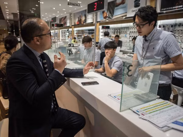 Hàng trăm người dùng Galaxy Note 7 tại Hàn Quốc kiện Samsung ảnh 1