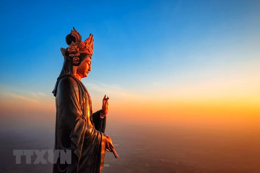 Tây Ninh: Tượng Phật Bà bằng đồng với những kỷ lục vô tiền khoáng hậu ảnh 2