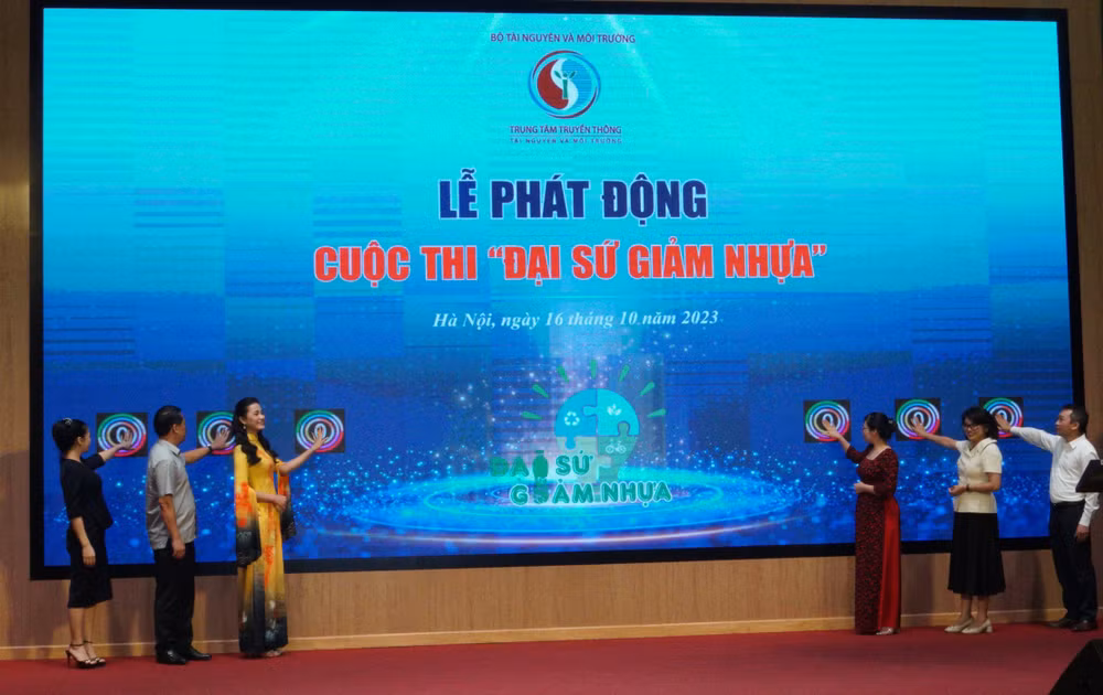 Phát động cuộc thi ‘Đại sứ giảm nhựa’ cho học sinh Trung học Cơ sở ảnh 1