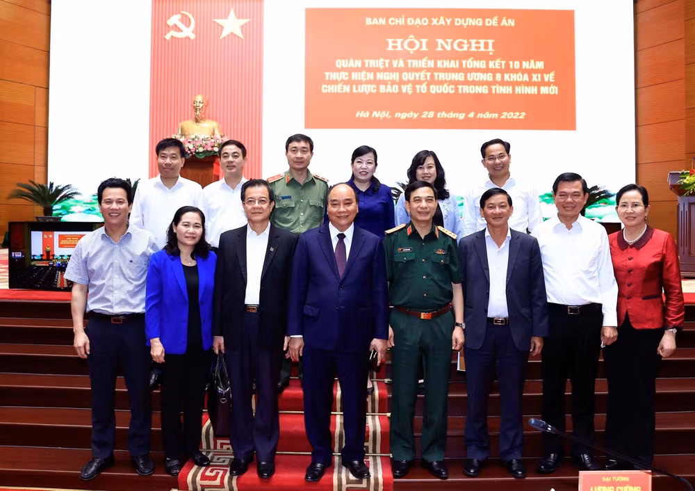 Đánh giá toàn diện 10 năm thực hiện Chiến lược bảo vệ Tổ quốc ảnh 2