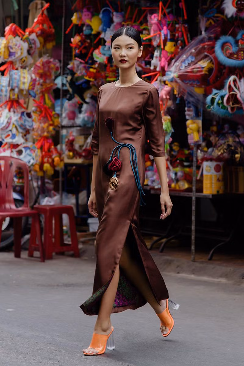 Những thiết kế lụa đậm chất Hà thành cho mùa thu của Hà Linh Thư ảnh 1