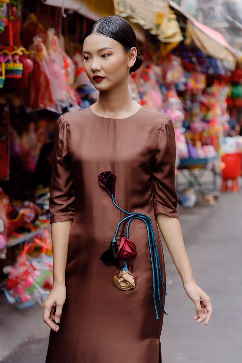 Những thiết kế lụa đậm chất Hà thành cho mùa thu của Hà Linh Thư ảnh 2