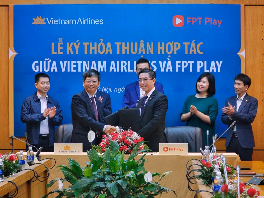 FPT và Vietnam Airlines ''bắt tay'' tăng tiện ích giải trí cho khách ảnh 1