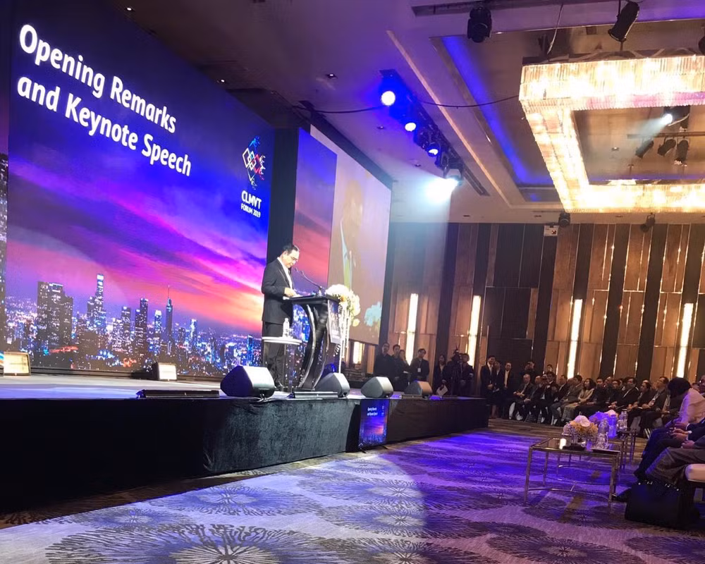 Đỗ Thị Thảo: Từ Hoa hậu đến khách mời đặc biệt của Diễn đàn CLMVT 2019 ảnh 2