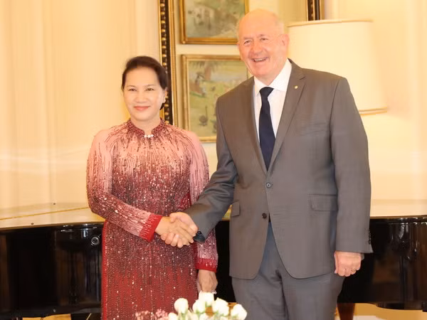 Chủ tịch Quốc hội Nguyễn Thị Kim Ngân hội kiến Toàn quyền Australia ảnh 1