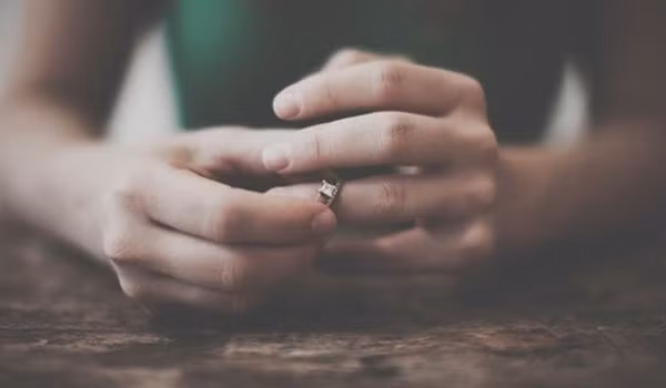 7 nguyên nhân khiến tình cảm của các cặp đôi trở nên rạn nứt ảnh 6