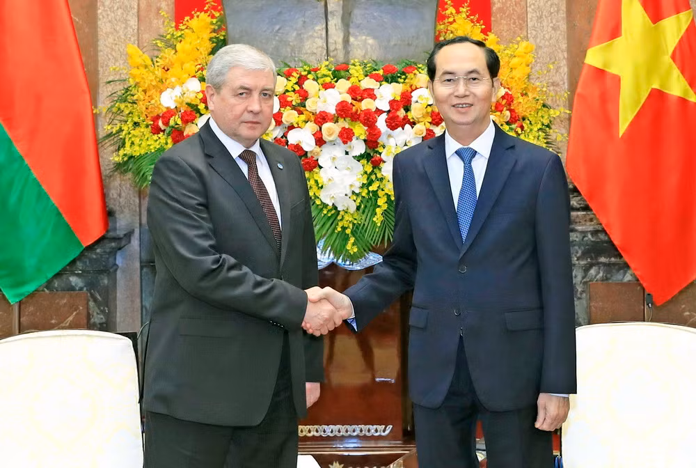 Chủ tịch nước Trần Đại Quang tiếp Phó Thủ tướng Cộng hòa Belarus ảnh 1