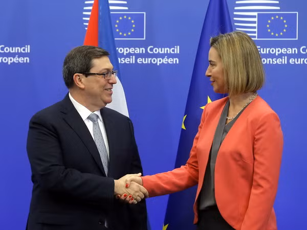 EU và Cuba chính thức ký thỏa thuận bình thường hóa quan hệ ảnh 1