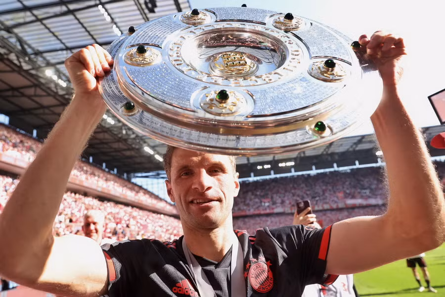 Những cầu thủ Bayern nắm kỷ lục số lần vô địch Đức ảnh 2