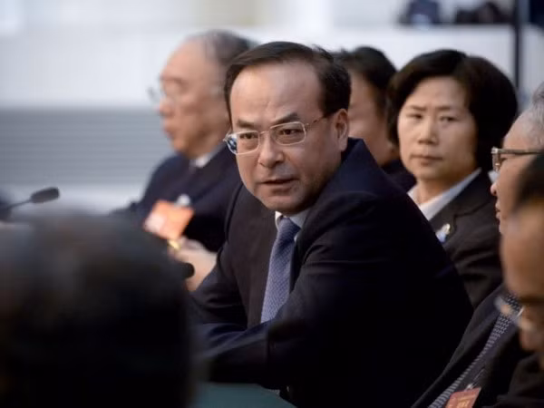 Cựu Ủy viên Bộ Chính trị Trung Quốc phải hầu tòa vì tham nhũng ảnh 1