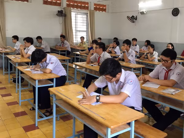 Tuyển sinh đầu cấp năm học 2018-2019: TP.HCM đảm bảo đủ chỗ học ảnh 1