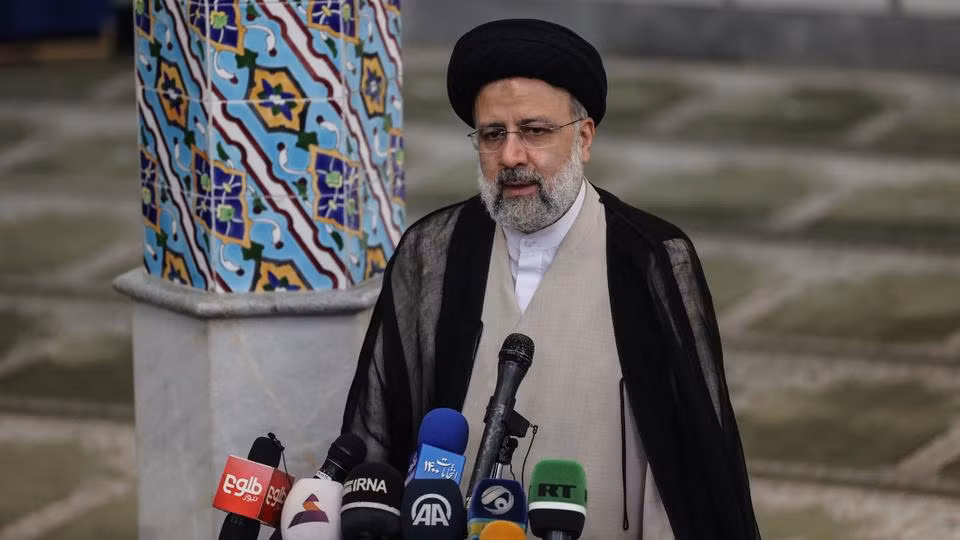 Iran tìm kiếm các cuộc đàm phán nhằm dỡ bỏ trừng phạt của Mỹ ảnh 1