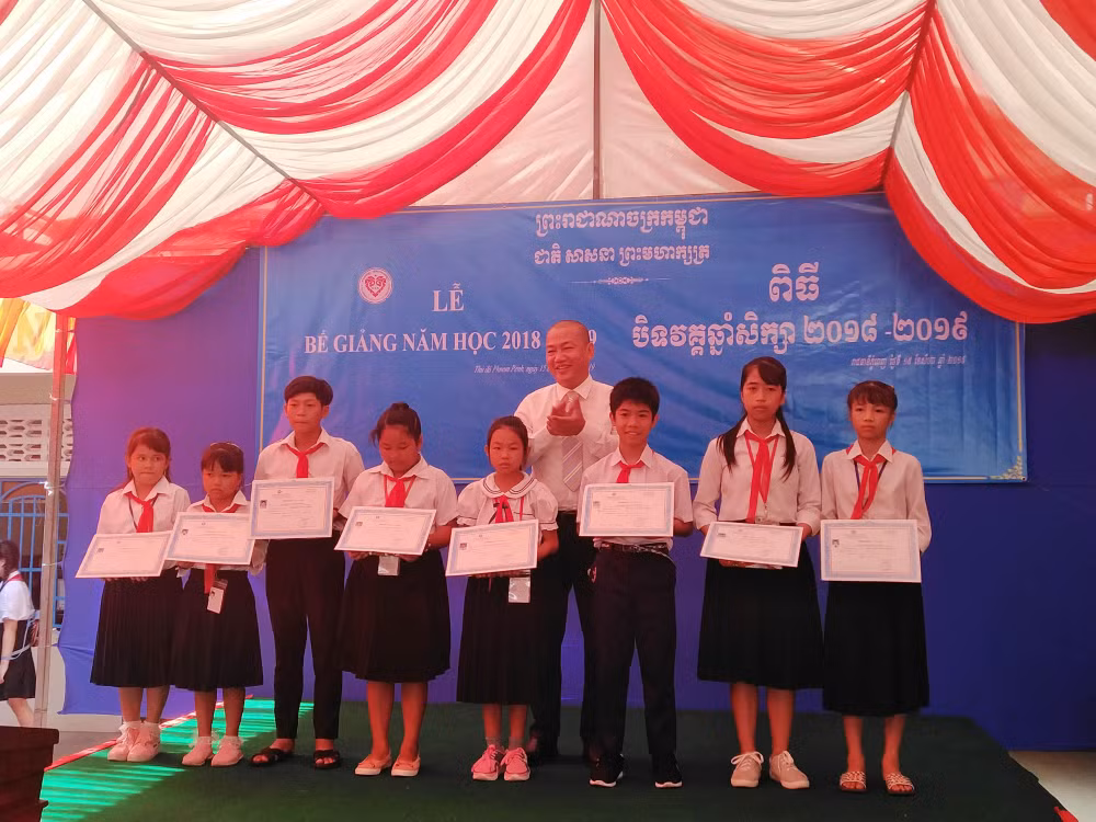 Trường tiểu học Tân Tiến của con em kiều bào tại Campuchia vượt khó ảnh 3