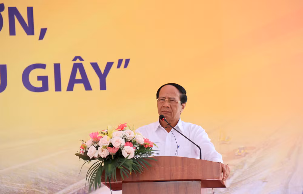 Phó Thủ tướng yêu cầu sớm thông xe 4 dự án thành phần cao tốc Bắc-Nam ảnh 2