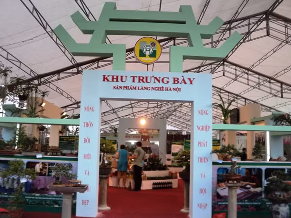 Hội chợ làng nghề Việt Nam: Phong phú sản vật ba miền ảnh 4