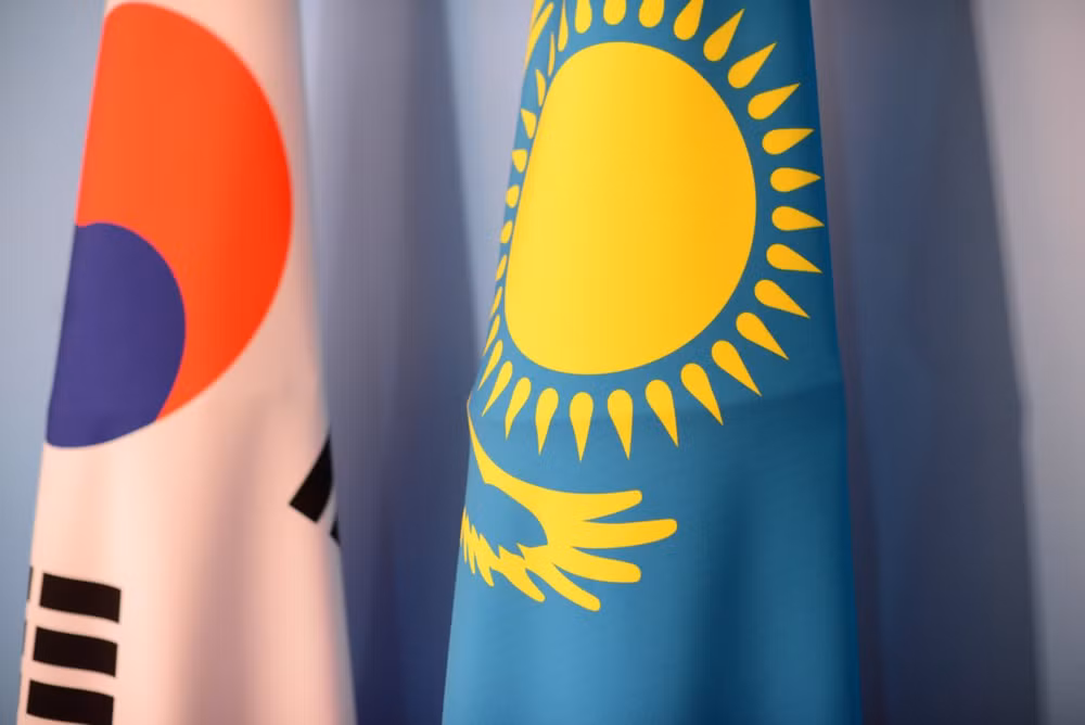 Kazakhstan kêu gọi Hàn Quốc tăng cường tham gia dự án phát triển ảnh 1