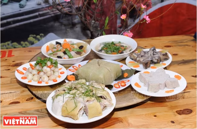 Những món ăn phải có trên mâm cỗ ngày Tết Nguyên đán ảnh 1