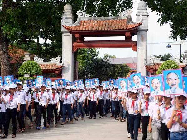 Khai mạc Lễ hội Làng Sen năm 2015 tại tỉnh Nghệ An ảnh 1