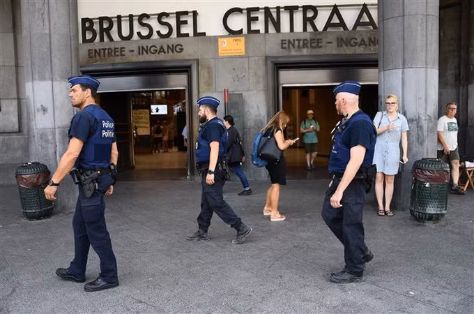 Bỉ: 70 người bị bắt giữ trong cuộc biểu tình "Áo vàng" ở Brussels ảnh 1