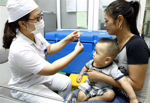 Cạn kiệt vắcxin, hàng triệu trẻ em bị lỡ lịch tiêm chủng mở rộng ảnh 2
