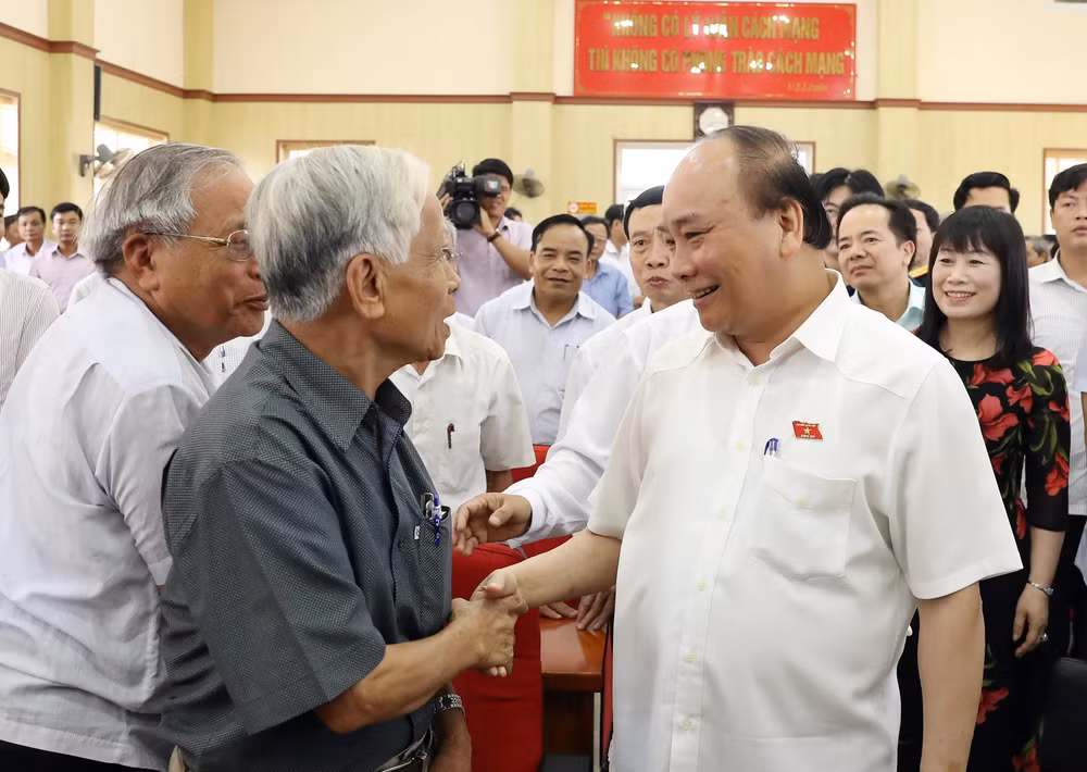 Thủ tướng: Dân cần tỉnh táo, tuyệt đối không lơ là, mất cảnh giác ảnh 2