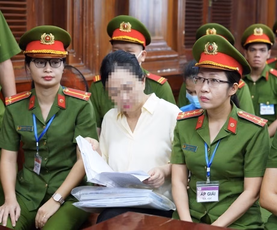 ttxvn_xet_xu_vu_an_xay_ra_tai_tap_doan_van_thinh_phat_ngan_hang_scb_2803_3.jpg