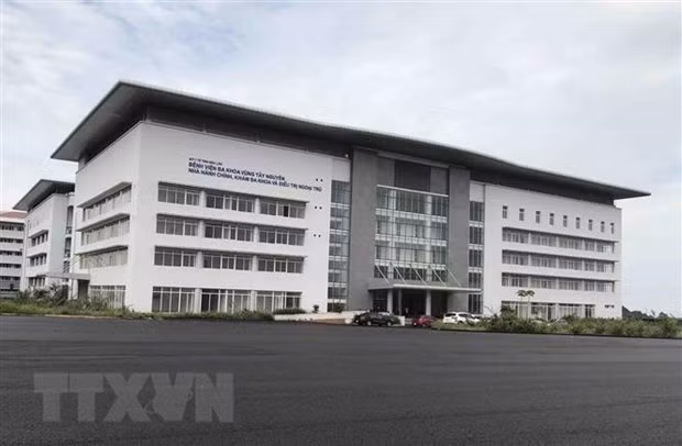 Đắk Lắk: 36 y, bác sỹ xin nghỉ việc trong 6 tháng của năm 2022 ảnh 1