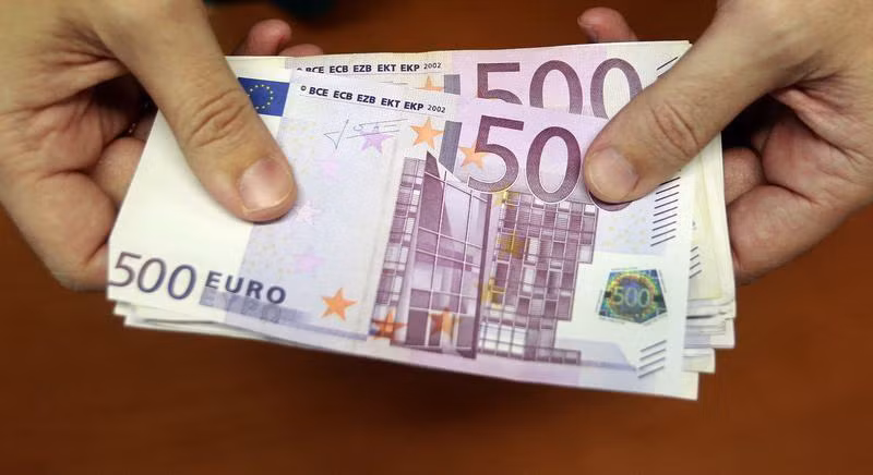 EU giải ngân quỹ phục hồi COVID-19 cho Tây Ban Nha và Litva ảnh 1