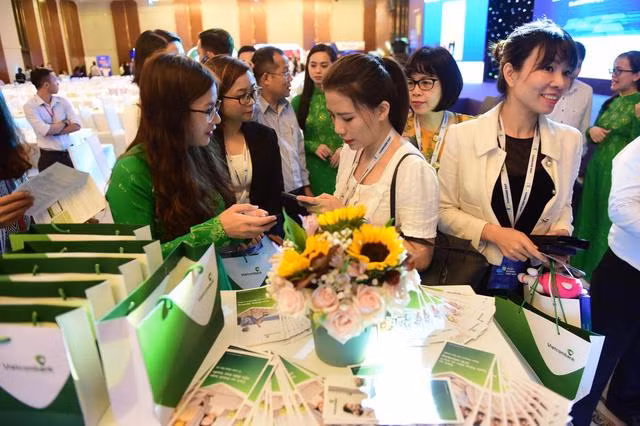 Vietcombank sẵn sàng đáp ứng thanh toán trực tuyến dịch vụ công ảnh 2