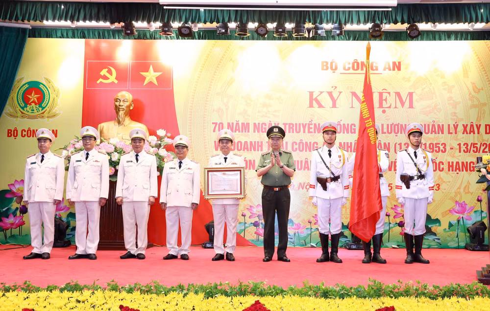 70 Ngày Truyền thống Lực lượng Quản lý Xây dựng và Doanh trại CAND ảnh 1