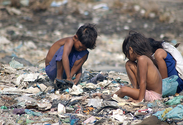 Hơn 25% dân số Philippines vẫn sống dưới mức nghèo khổ | Vietnam+  (VietnamPlus)