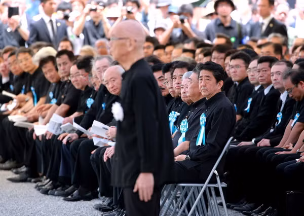 Nhật Bản kêu gọi giảm quy mô lực lượng Mỹ đồn trú tại Okinawa ảnh 1