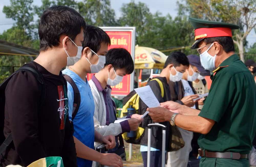 Dịch COVID-19: 235 công dân hoàn thành thời gian cách ly tại Long An ảnh 1