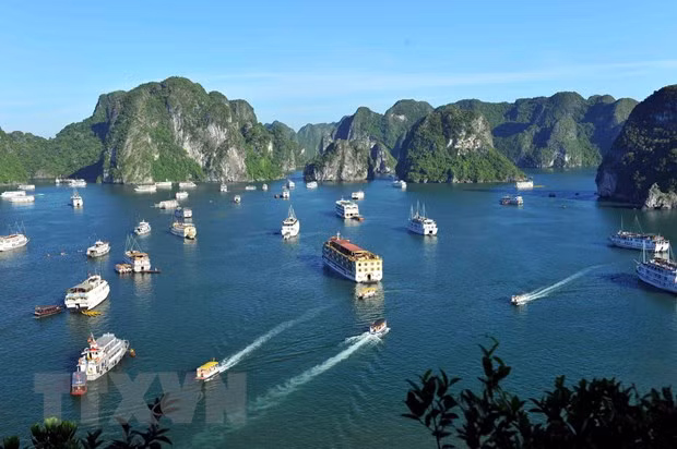 Du lịch Quảng Ninh hướng tới trở thành ngành kinh tế mũi nhọn ảnh 2