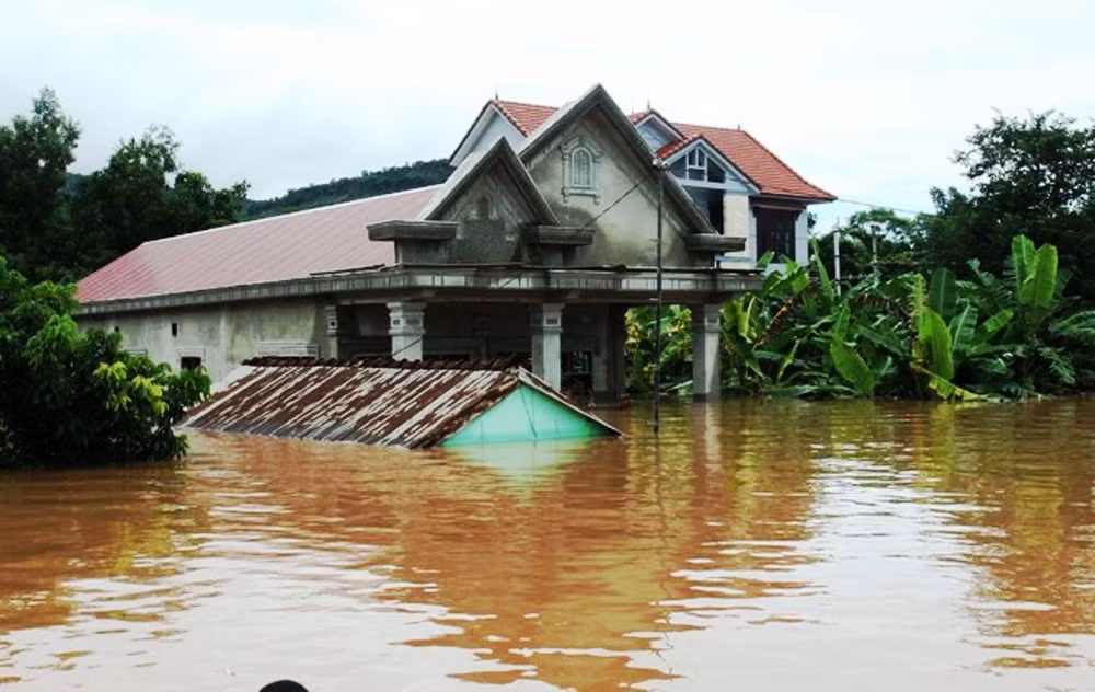 Năm 2019 sẽ xây dựng hơn 1.300 căn nhà an toàn chống lũ ven biển ảnh 1