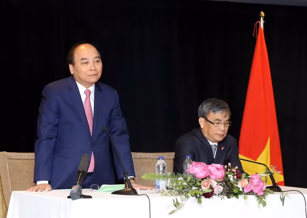Thủ tướng Nguyễn Xuân Phúc gặp gỡ kiều bào Việt Nam tại Canada ảnh 1