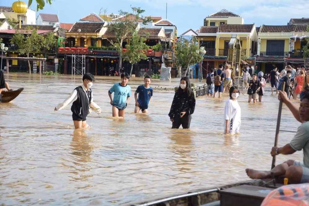 ttxvn ngap pho co hoi an2.jpg