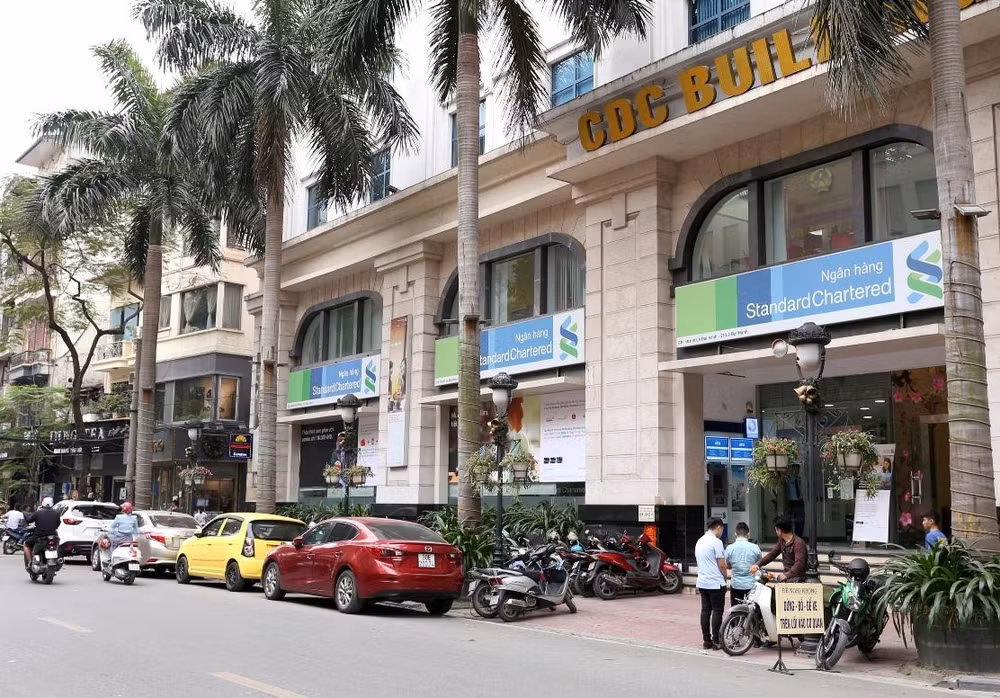 Standard Chartered tăng vốn cấp 2 với tổng giá trị 2.300 tỷ đồng ảnh 1