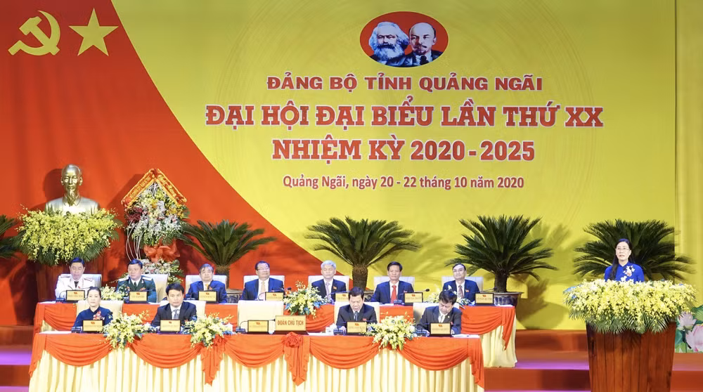 [Photo] Khai mạc Đại hội đại biểu Đảng bộ tỉnh Quảng Ngãi lần thứ XX ảnh 2