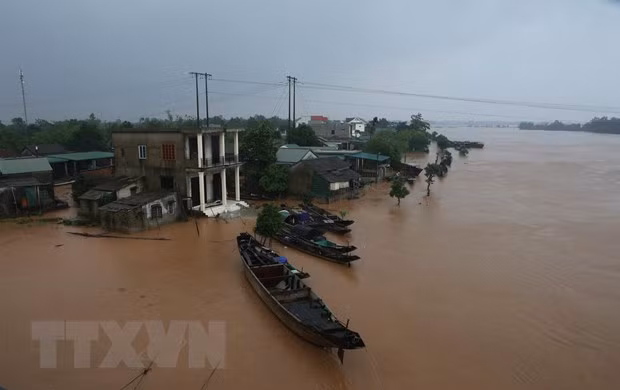 Chính phủ Indonesia thăm hỏi về tình hình lũ lụt ở miền Trung Việt Nam ảnh 1