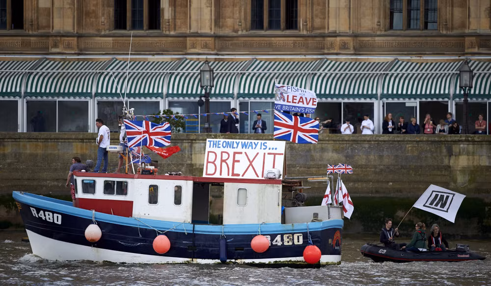 Anh tăng cường hỗ trợ nghề cá do ảnh hưởng từ Brexit và COVID-19 ảnh 1